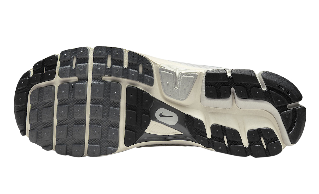 Nike Zoom Vomero 5 Platinum Tint HF0731-007 - KicksOnFire.com