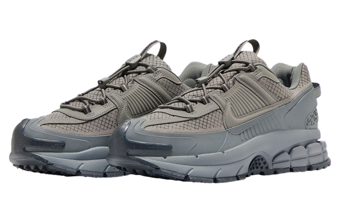 Nike Zoom Vomero 5 Roam Metallic Platinum / Cool Grey