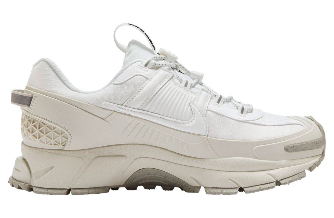 Nike Zoom Vomero 5 Roam Summit White