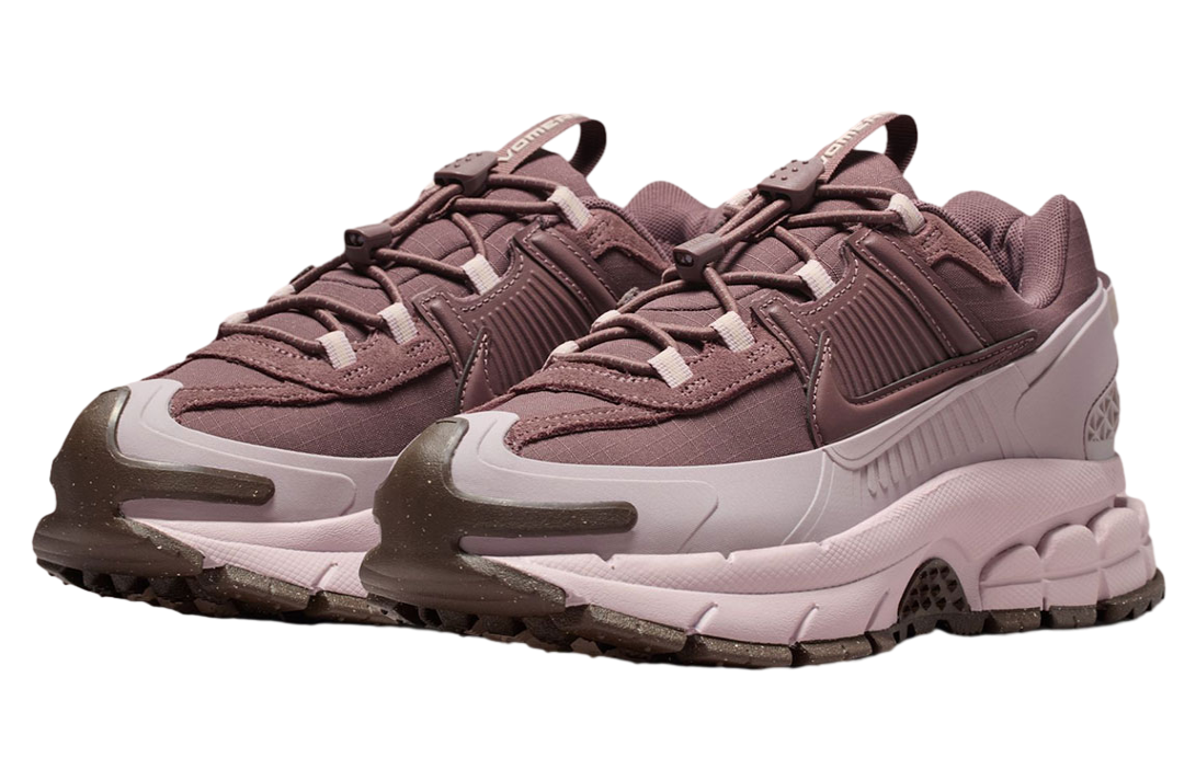 Nike Zoom Vomero 5 Roam WMNS Particle Rose / Silt Red