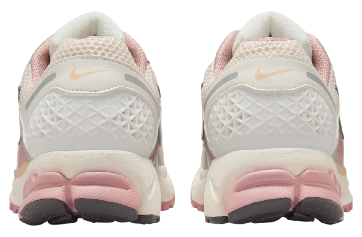 Nike Zoom Vomero 5 Sail / Particle Pink