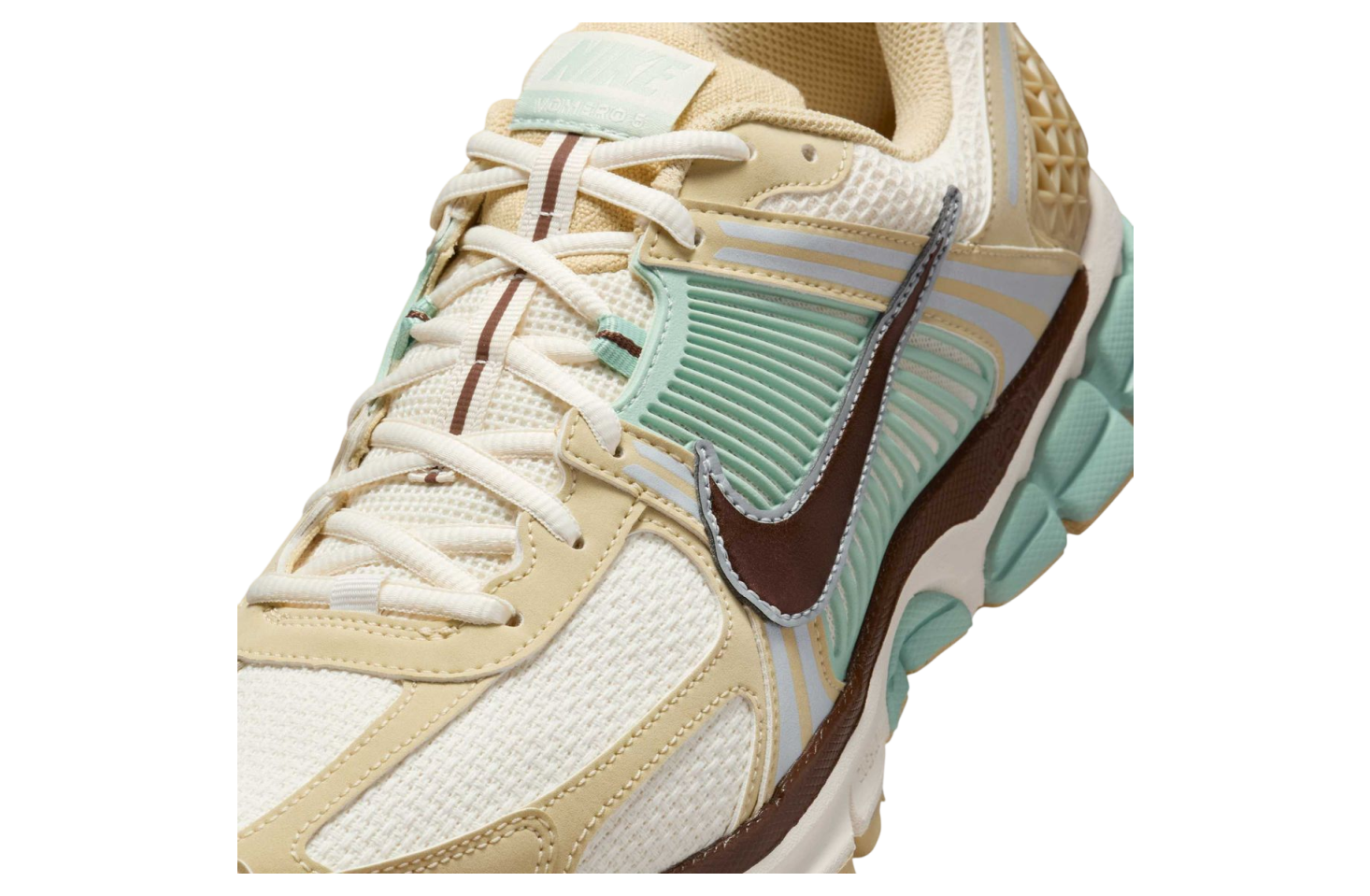 Nike Zoom Vomero 5 Team Gold / Pale Ivory