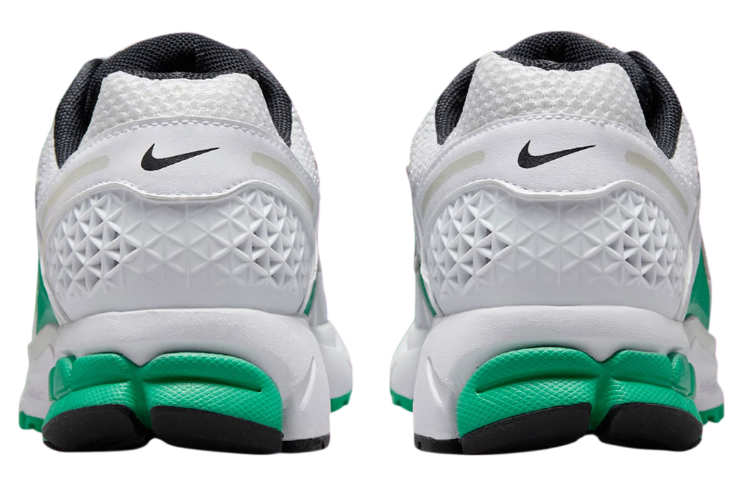 Nike Zoom Vomero 5 White / Stadium Green