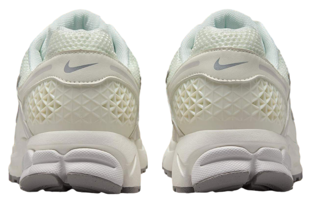 Nike Zoom Vomero 5 Wmns Sail / Metallic Silver / Vast Grey