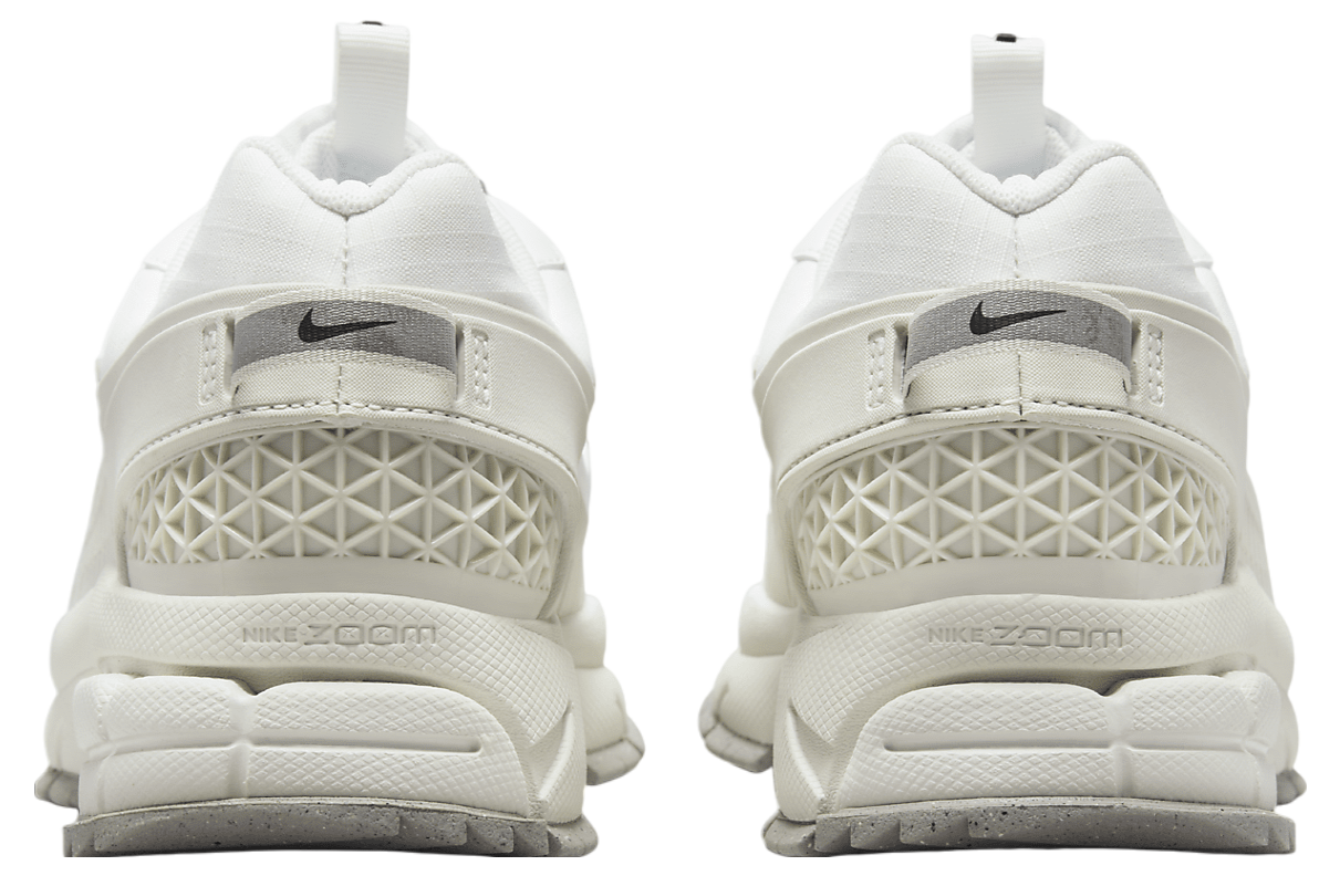 Nike Zoom Vomero Roam WMNS Summit White / Light Bone