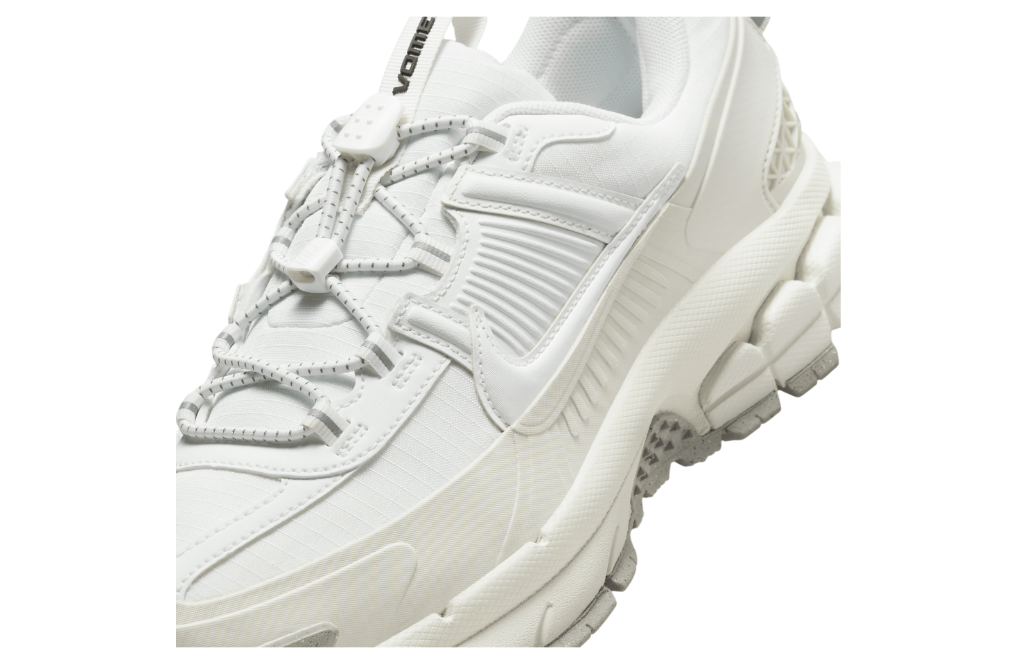 Nike Zoom Vomero Roam WMNS Summit White / Light Bone