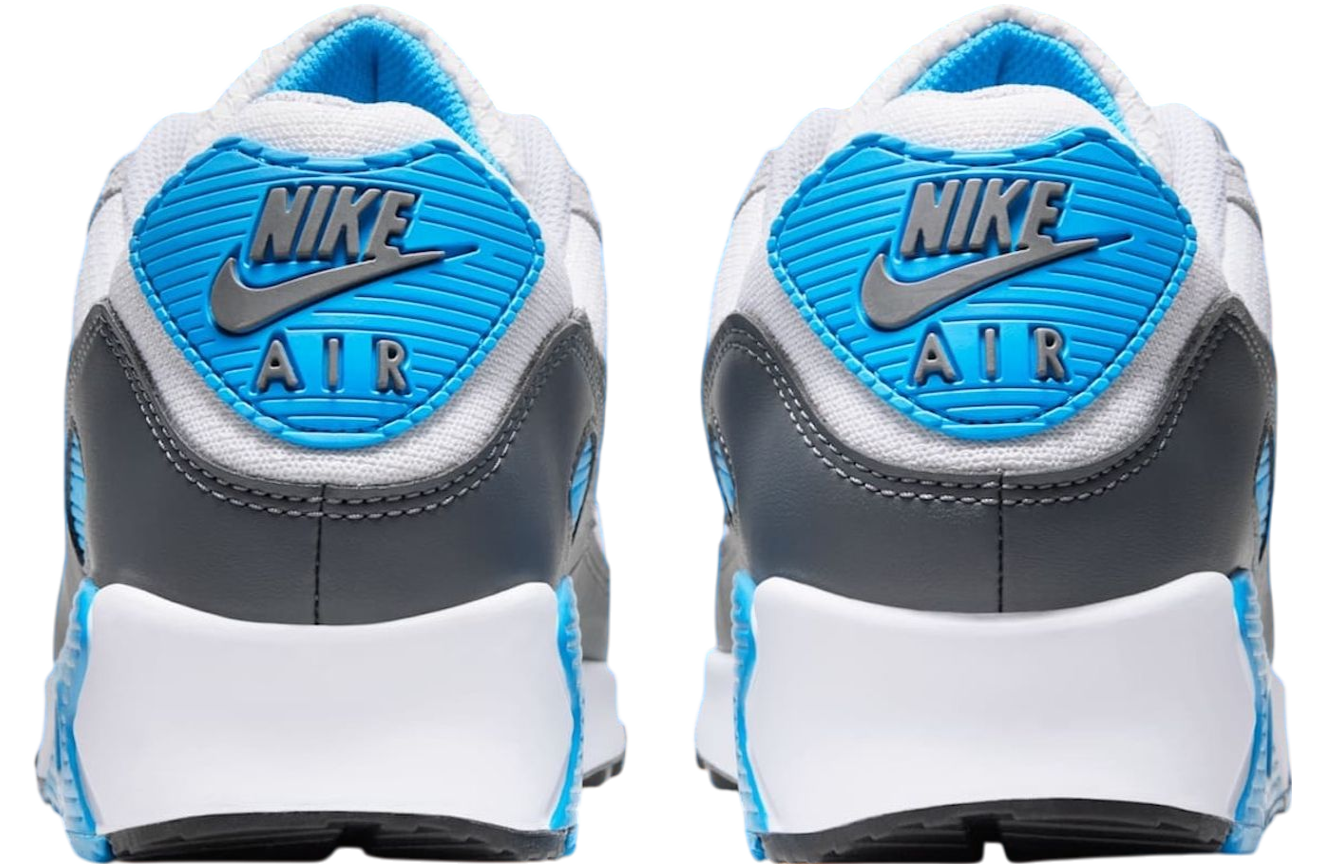 Nikes Air Max 90 Platinum Tint / Blue Lightning