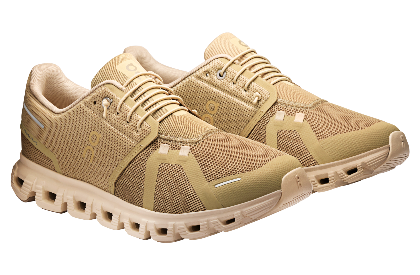 On Cloud 6 Chai / Sand