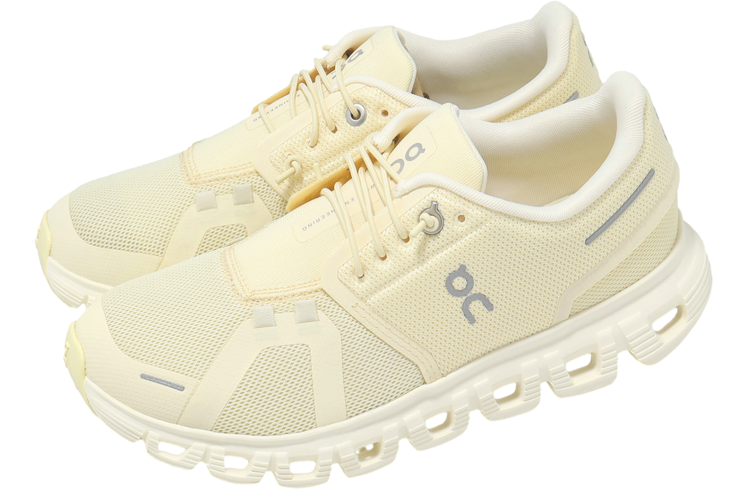 On Cloud 6 WMNS Castor / Ivory