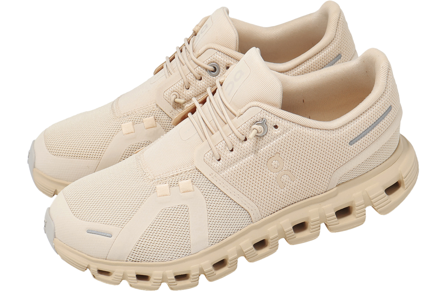 On Cloud 6 WMNS Sand