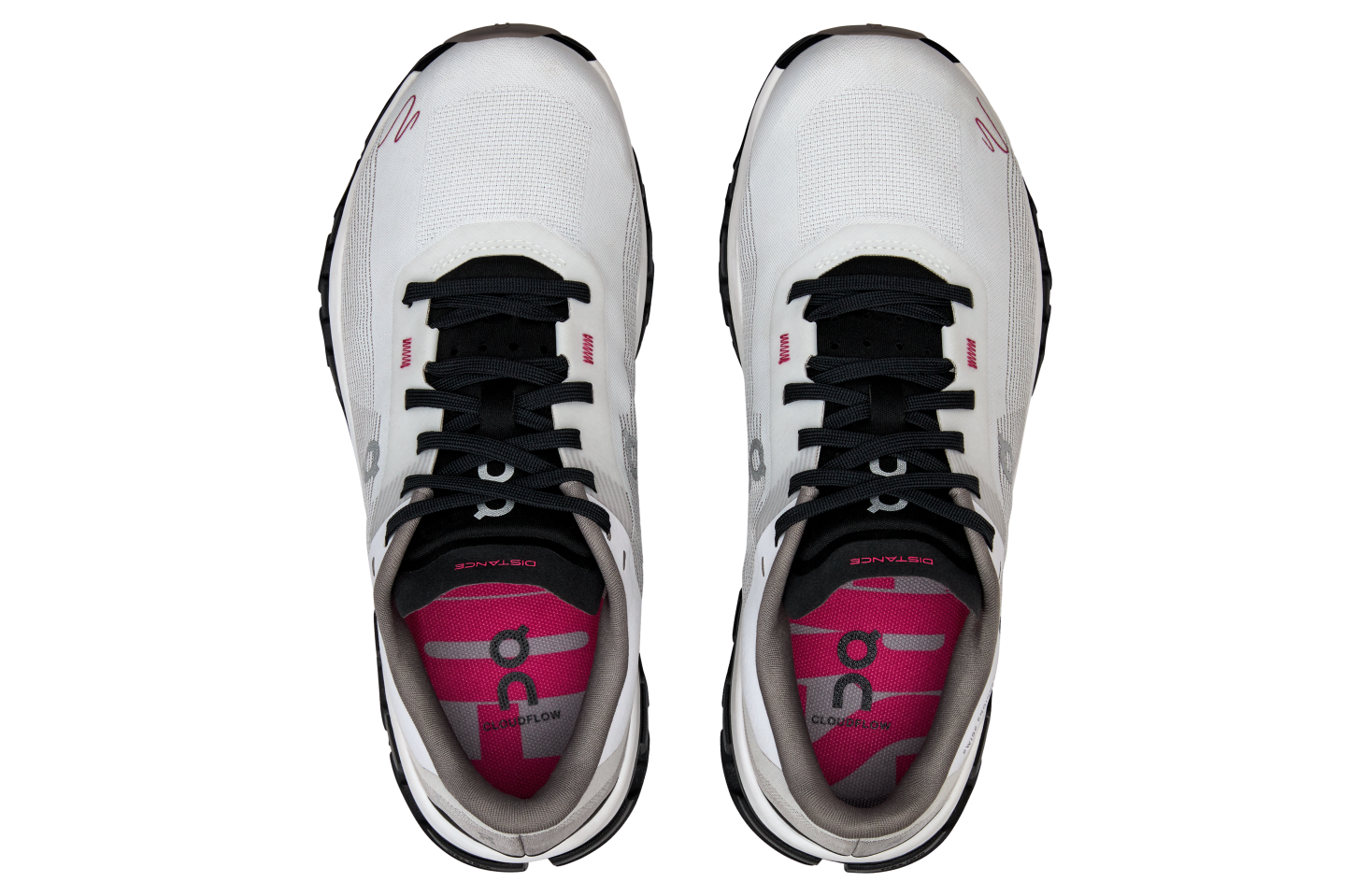 On Cloudflow 4 Distance WMNS White / Black