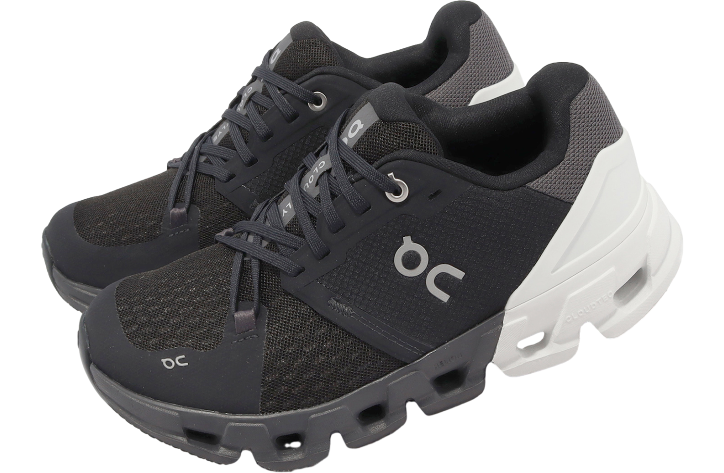 On Cloudflyer 4 Wide WMNS Black / White