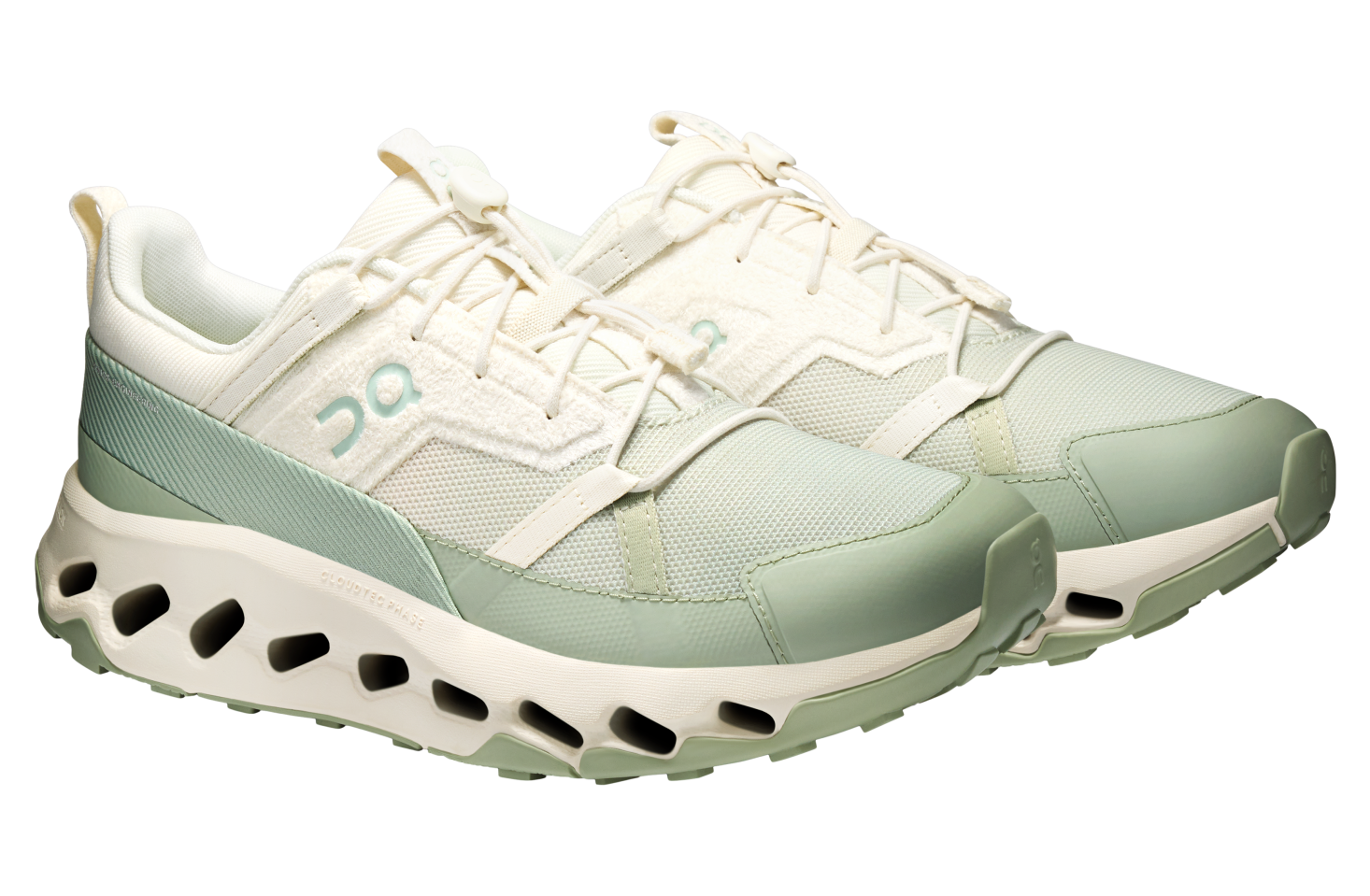 On Cloudhorizon End. Ivory / Leaf