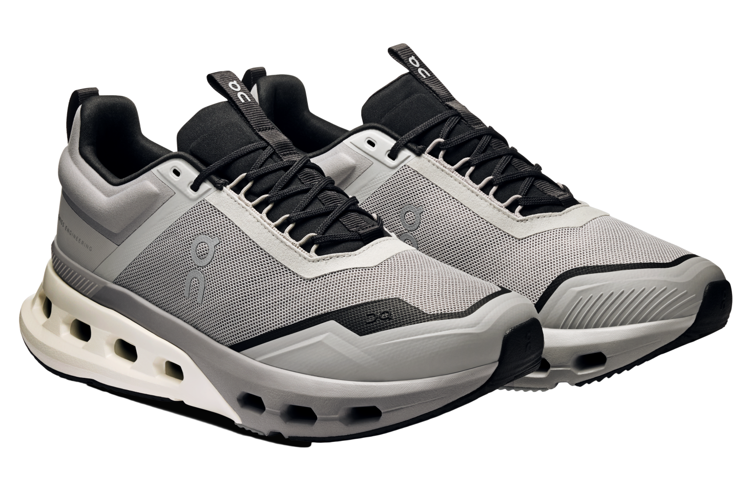 On Cloudnova X Alloy / Black