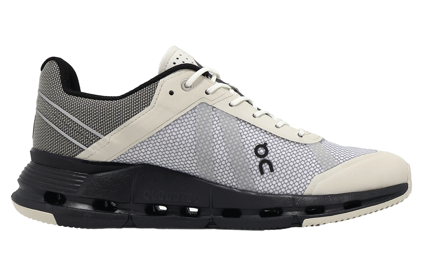 On Cloudnova Z5 Rush Pearl / Black