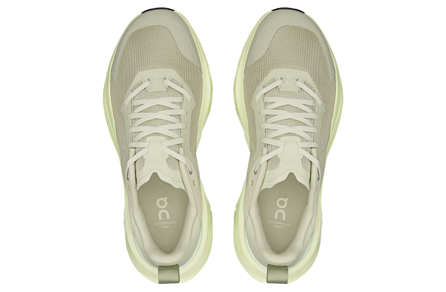 On Cloudpulse Next Chalk / Linen