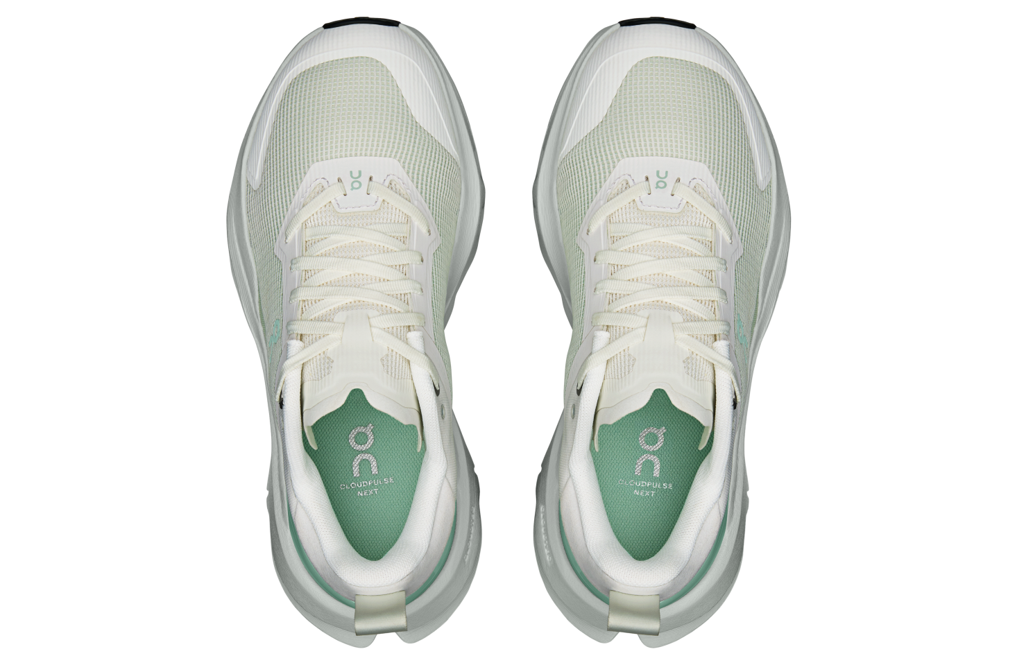 On Cloudpulse Next WMNS Ivory / Iceberg