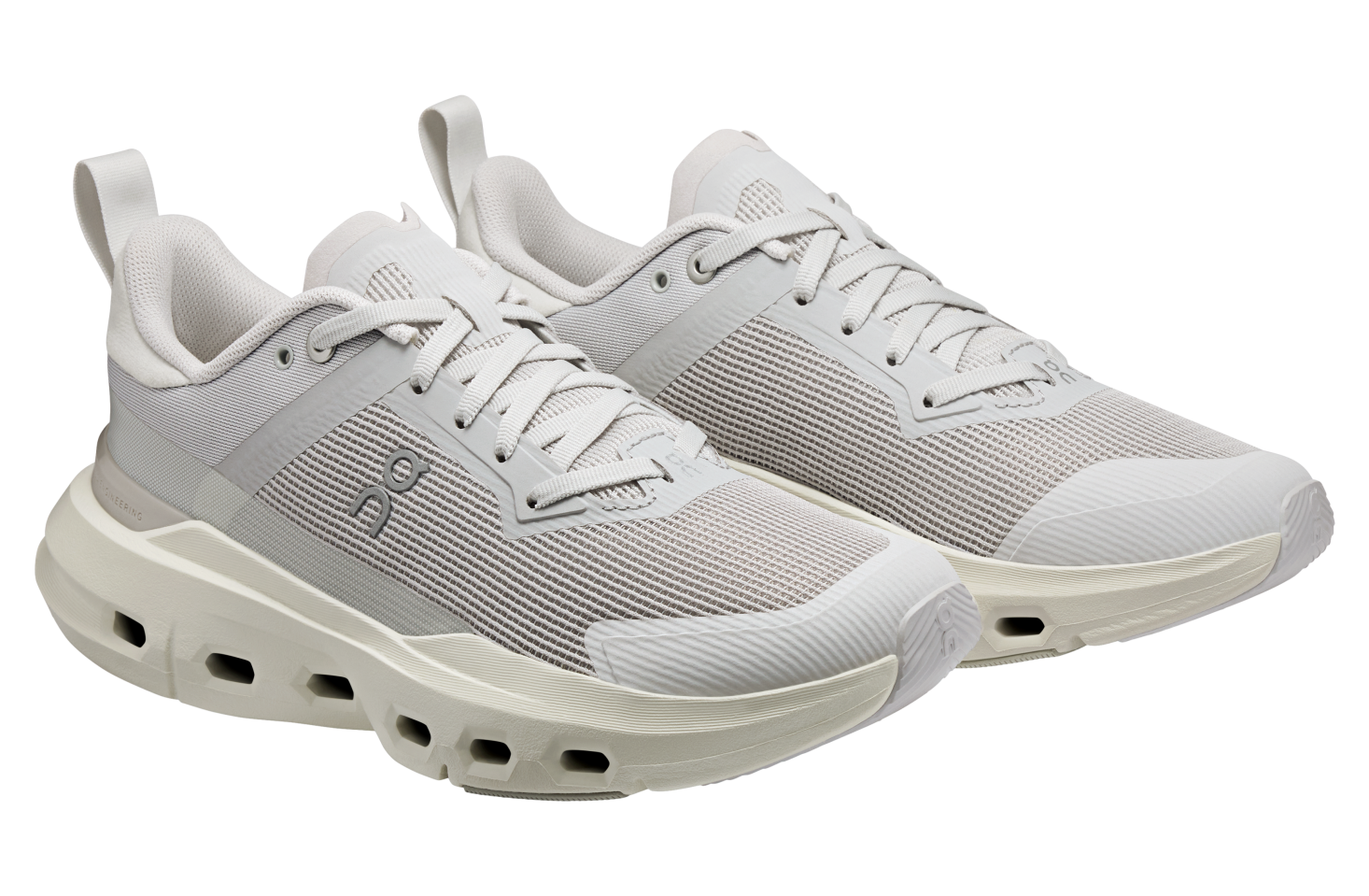 On Cloudpulse Next WMNS Wolf / Ghost