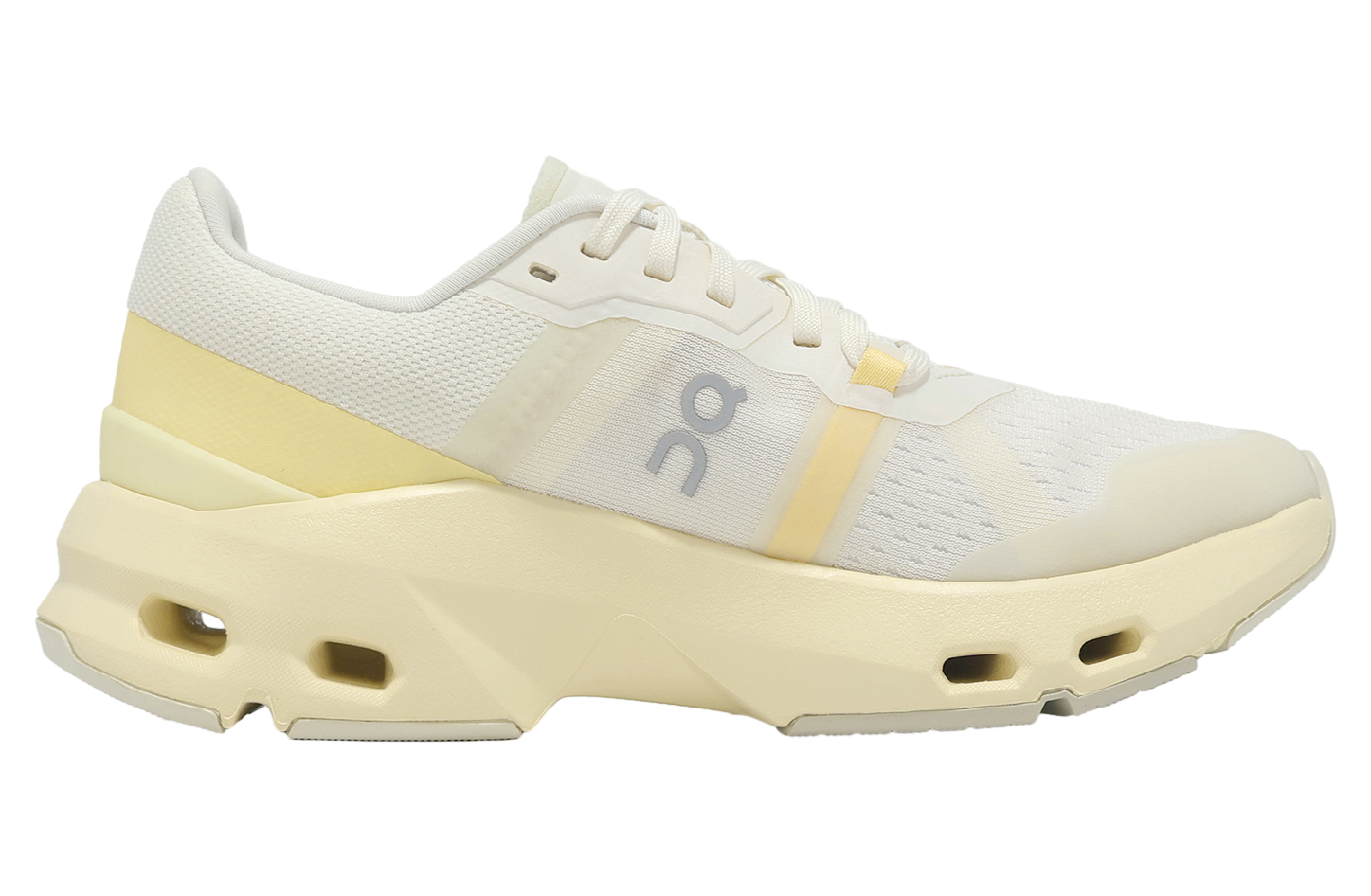 On Cloudpulse WMNS Ivory / Tumeric