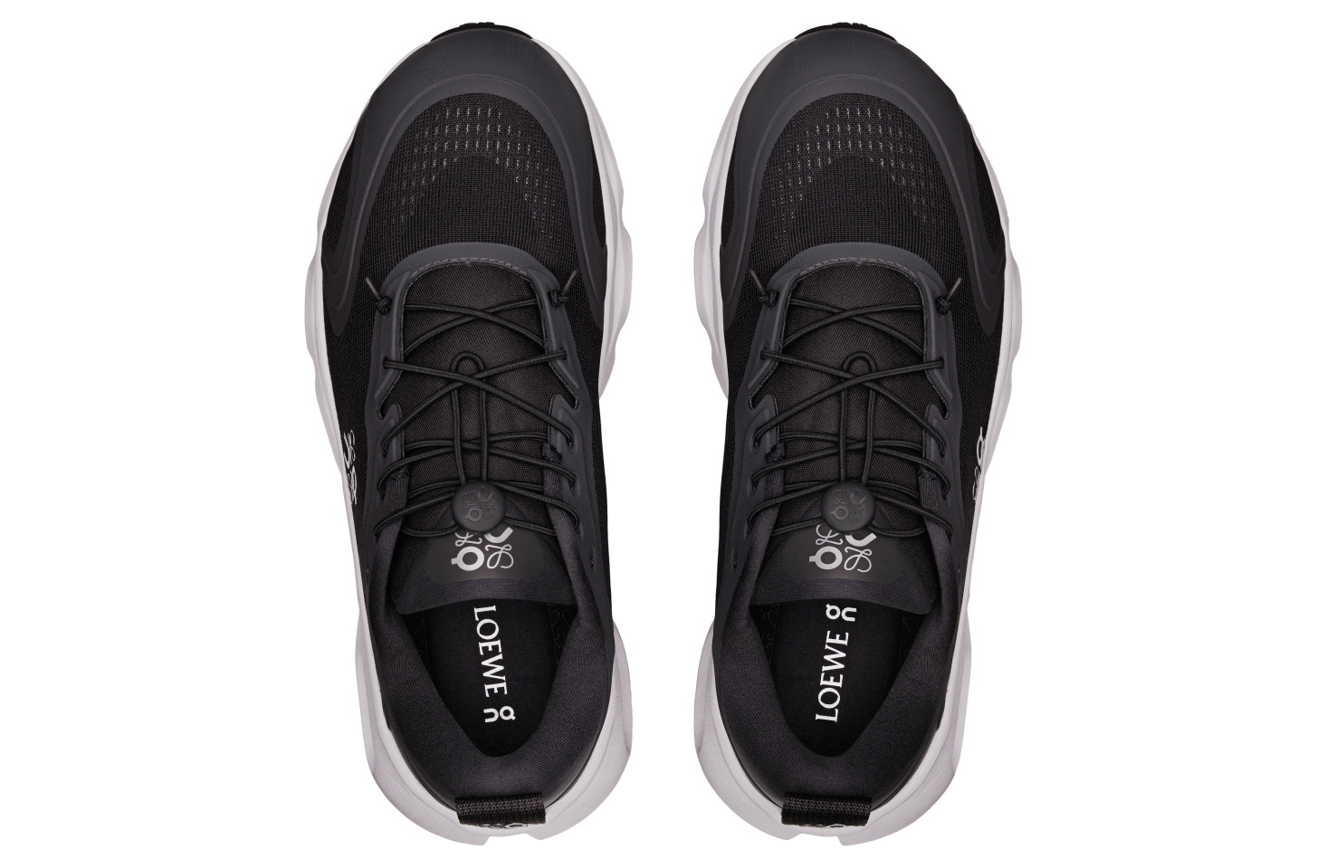 On Cloudsolo Loewe WMNS Black / White