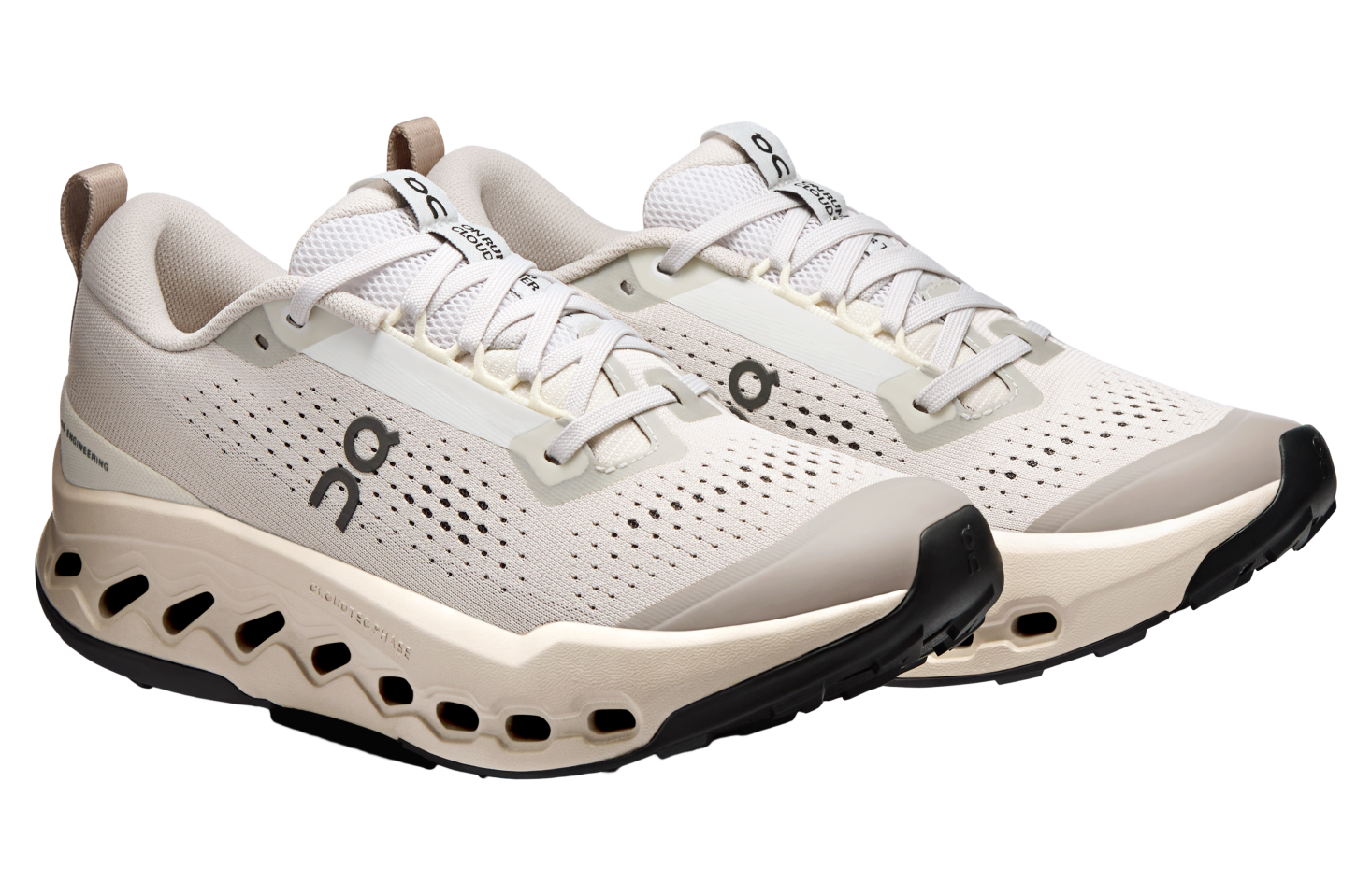 On Cloudsurfer Trail 2 WMNS Frost / Truffle