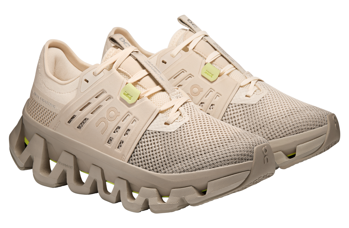 On Cloudswift Amp WMNS Sand / Desert