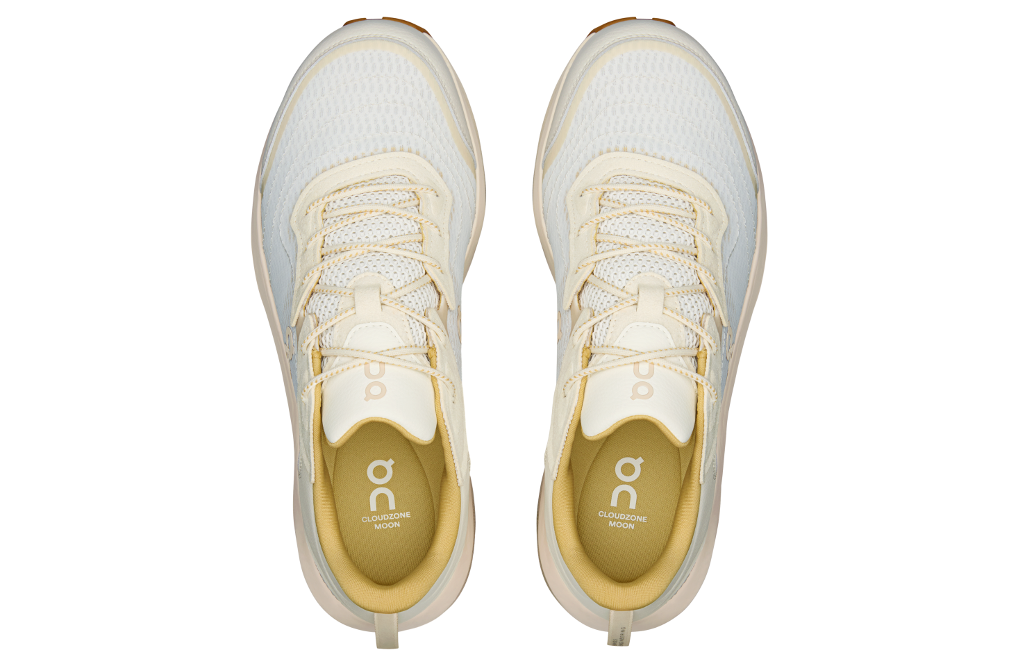On Cloudzone Moon Ivory / Putty