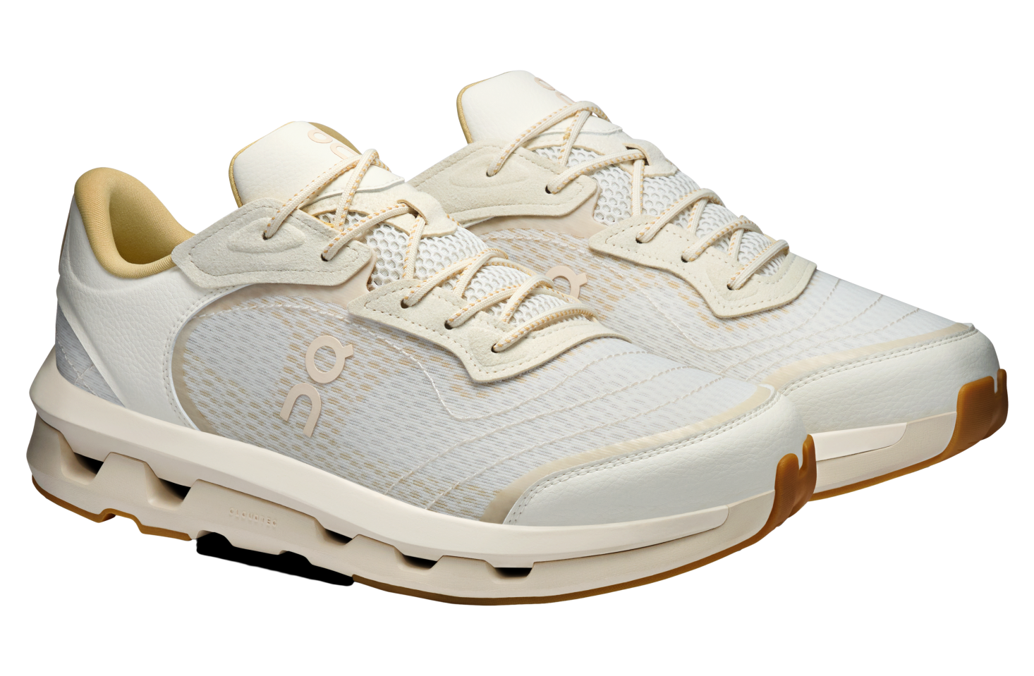 On Cloudzone Moon Ivory / Putty