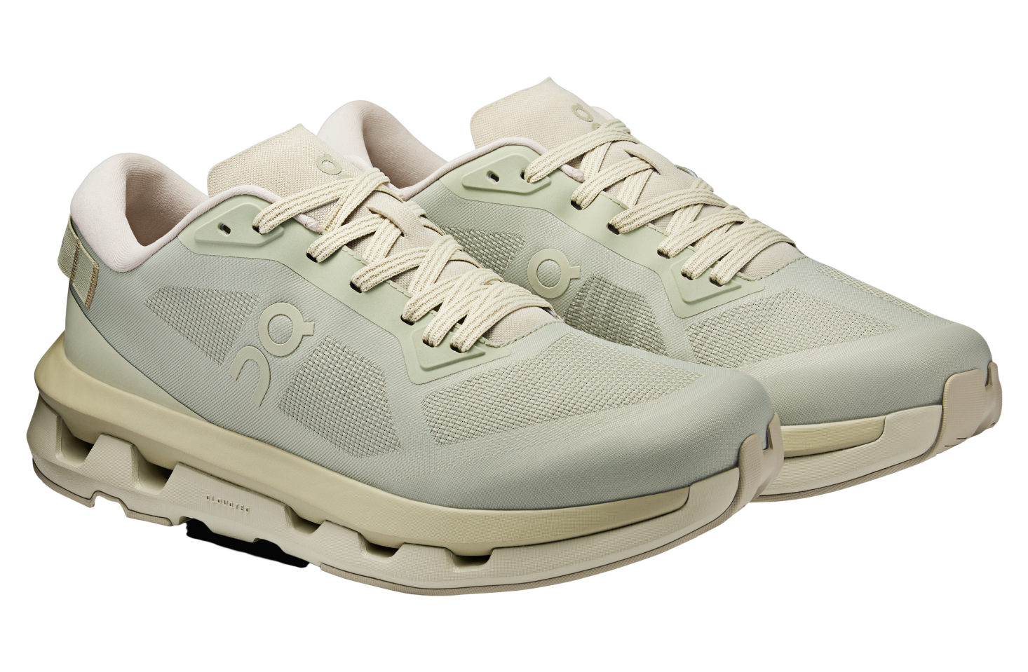 On Cloudzone WMNS Chalk / Pelican