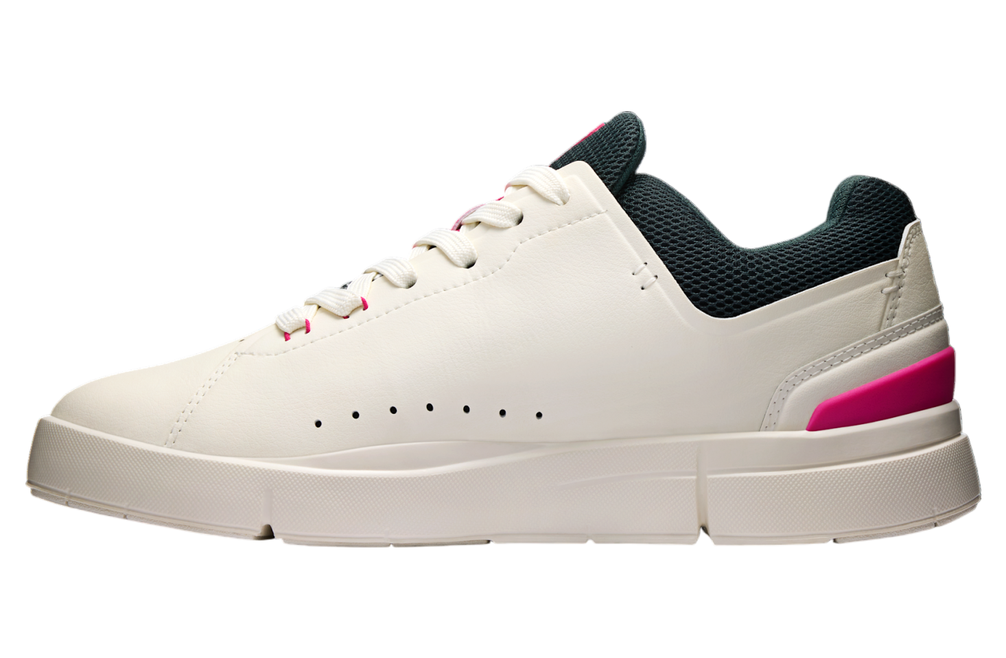 On The Roger Advantage Wmns Ivory / Pink