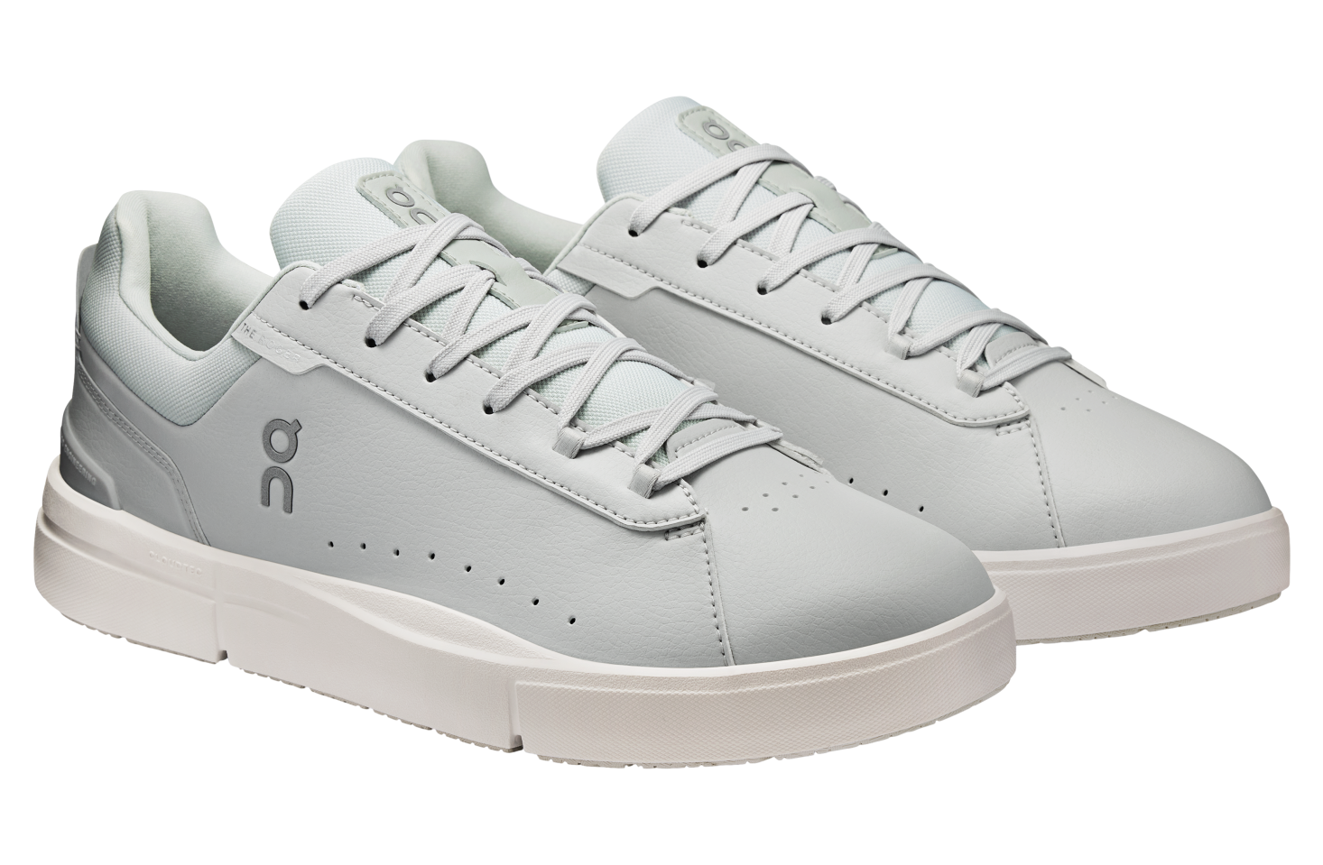 On The Roger Advantage Wolf / Glacier