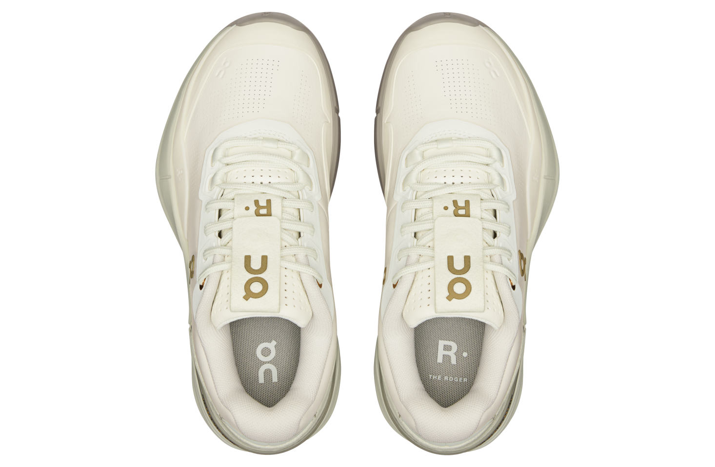 On The Roger Pro Ace WMNS Ivory / Fog