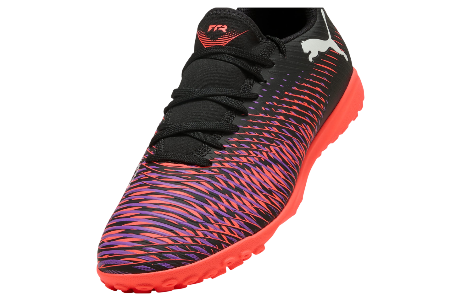 Puma Future 8 Play TT Black / White