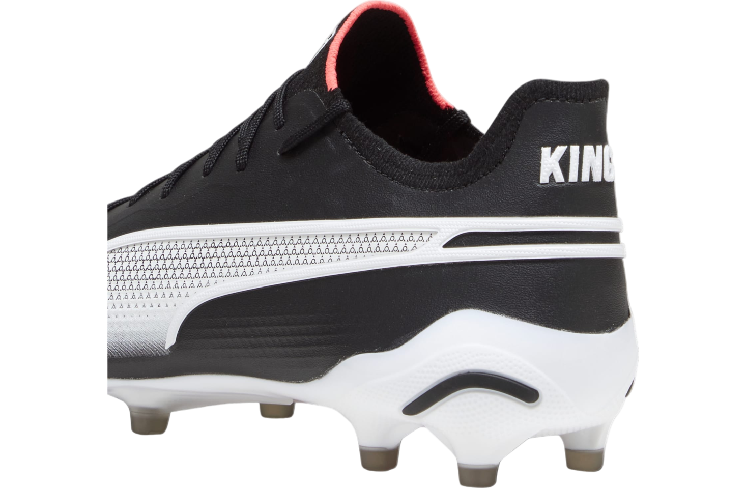 Puma King Ultimate FG/AG Black / White