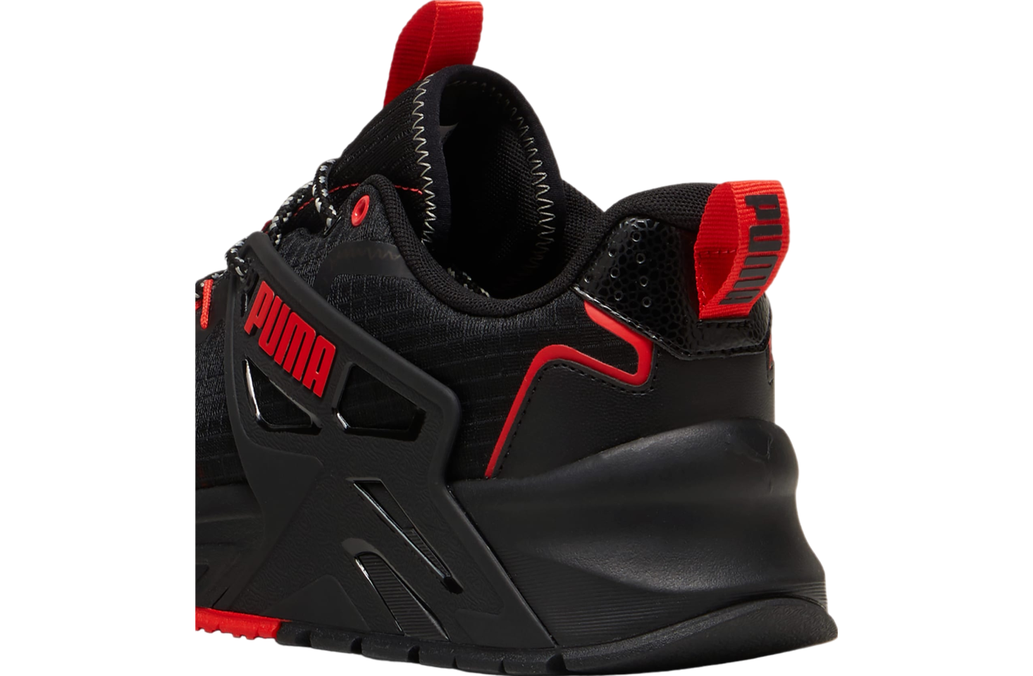 Puma Pacer+ Trail Black / Red