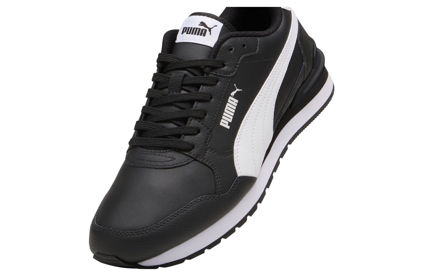 Puma ST Runner v4 Leather Black / White