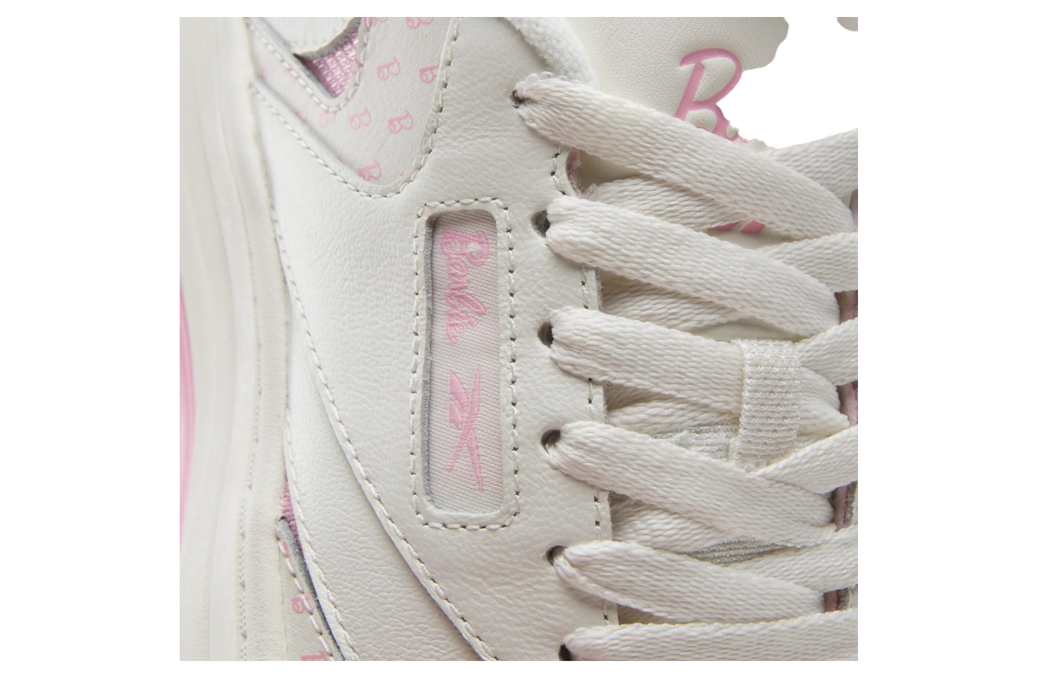 Reebok X Barbie Club C Extra GS Chalk / Astro Rose