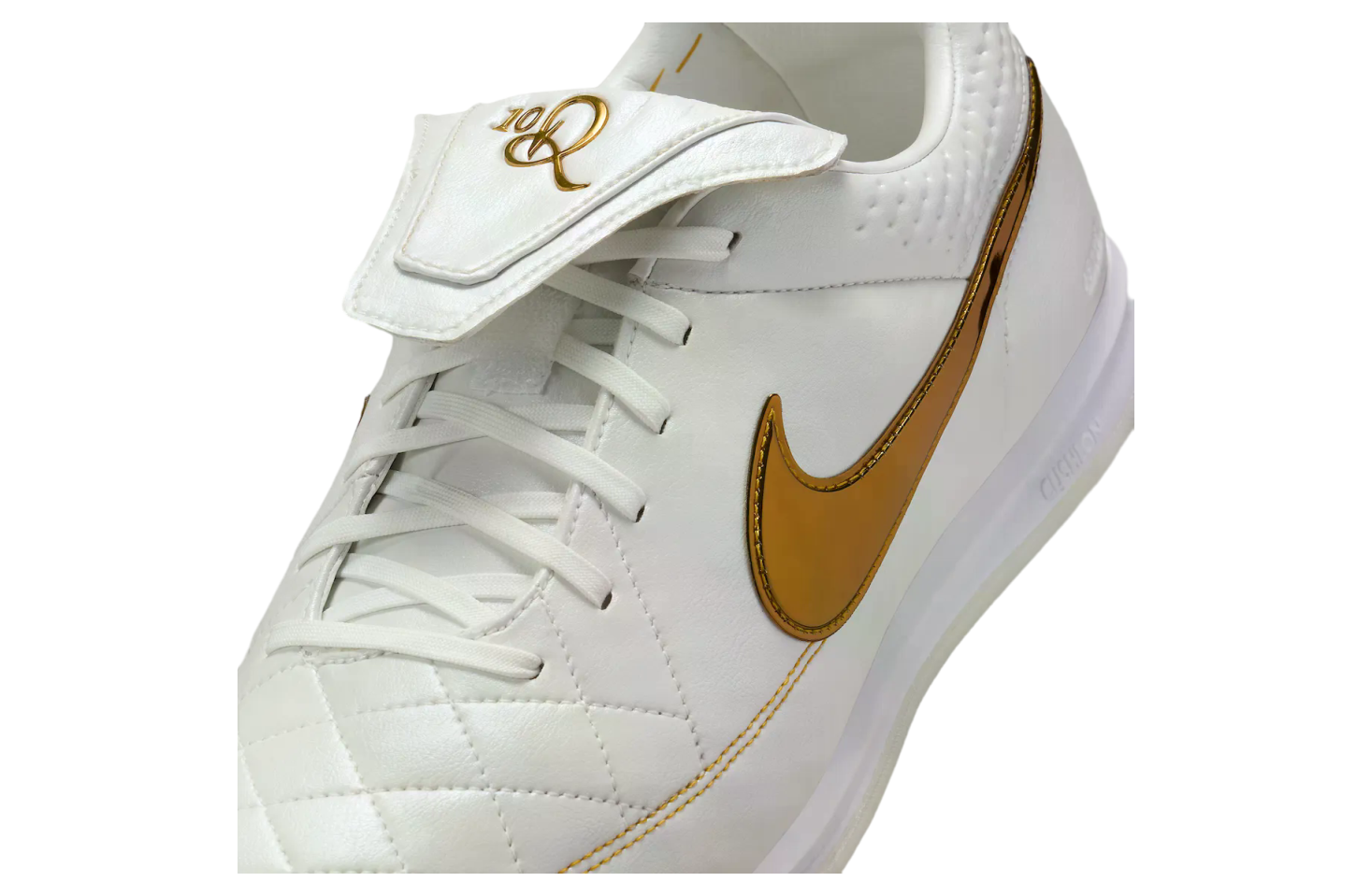 Ronaldinho X Nike Tiempo Legend Touch Of Gold