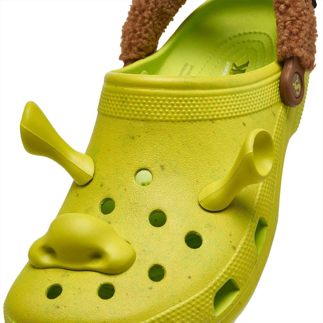 Shrek Classic Clog Crocs x Dreamworks, Men's Fashion, Footwear