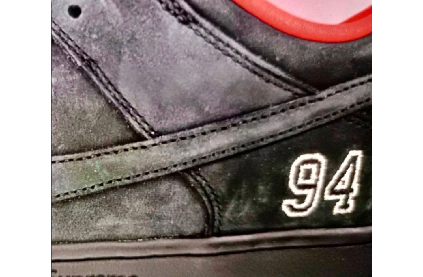 Supreme x Nike SB Dunk Low 94 Black 2025