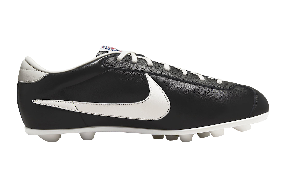 The Nike 1971 Black White - Dec 2021 - DC9964-010