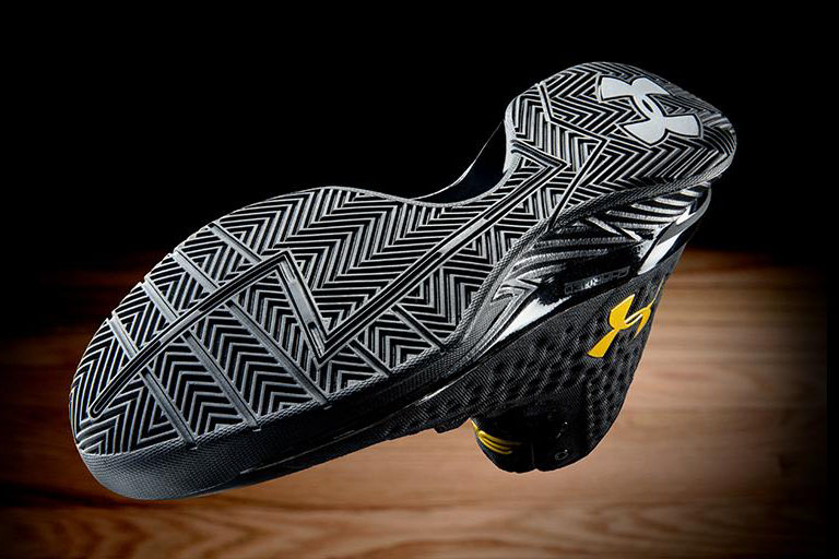 Under Armour Curry One -  Black & Gold Banner 1258723008