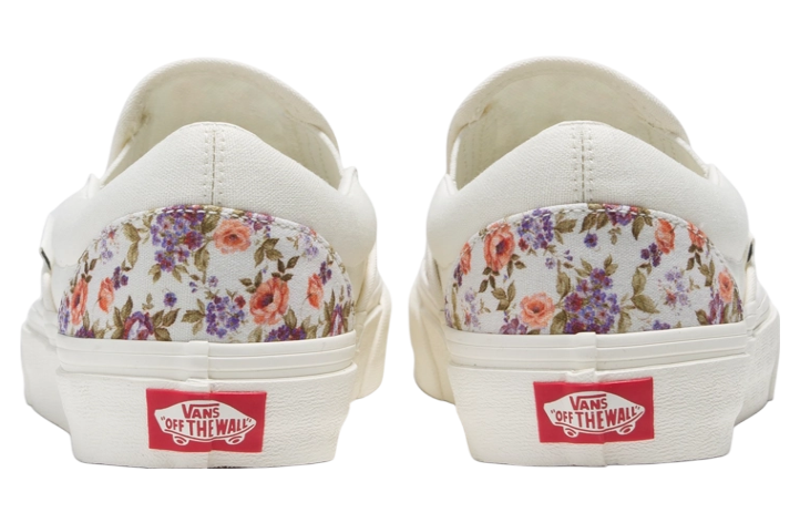 Vans Classic Slip-On Vintage Floral WMNS (vintage) Floral / Marshmallow