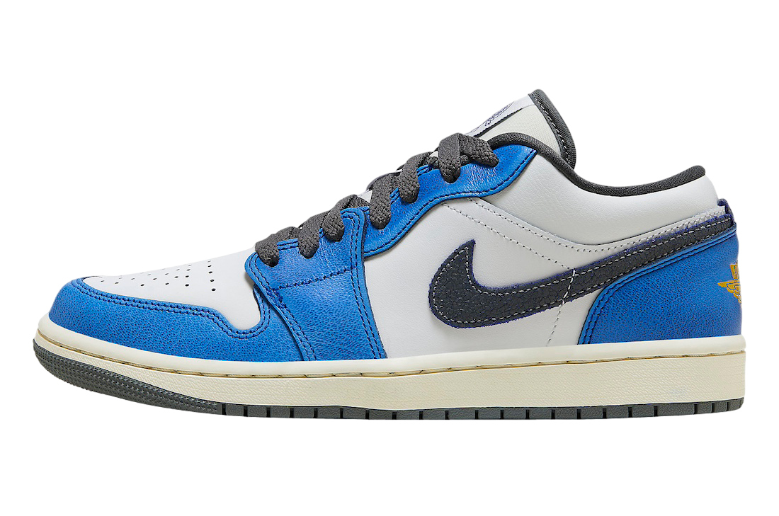 Air Jordan 1 Low SE Flight Vintage