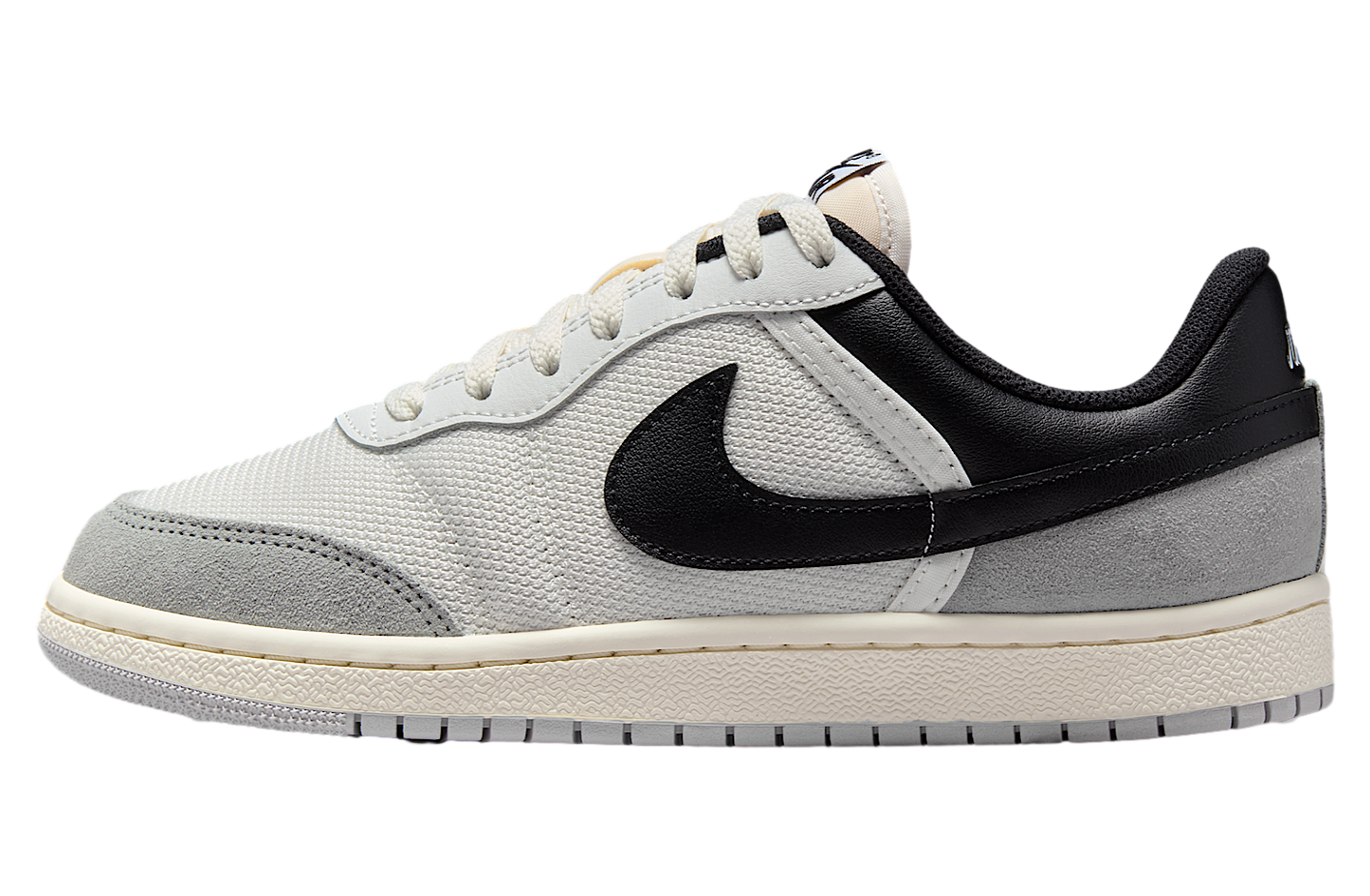 Air Jordan Skyline Low WMNS Summit White / Light Smoke Grey