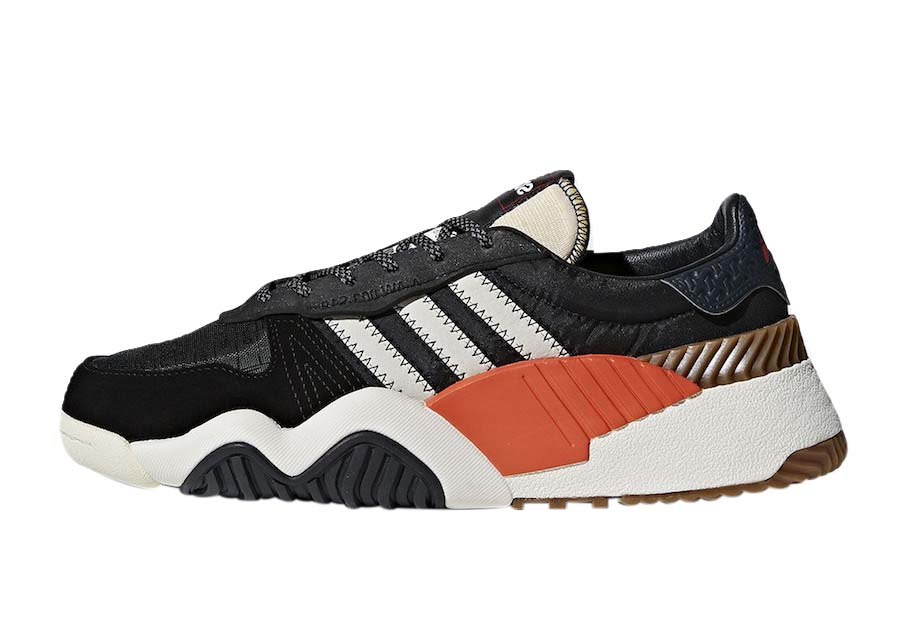 adidas turnout