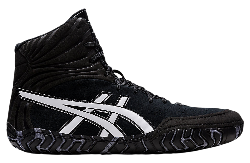 Asics Aggressor 5 Black / White