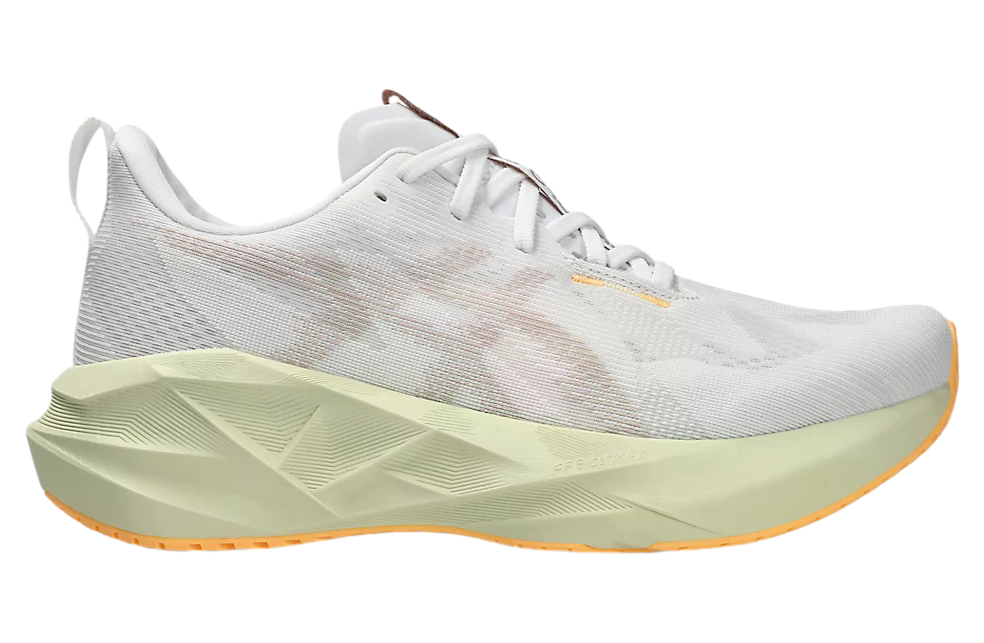 Asics Novablast 5 White / Fawn