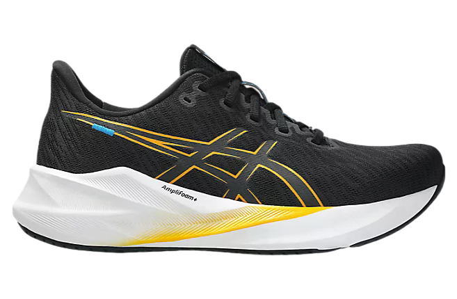 Asics Versablast 4 Black / Yamabuki