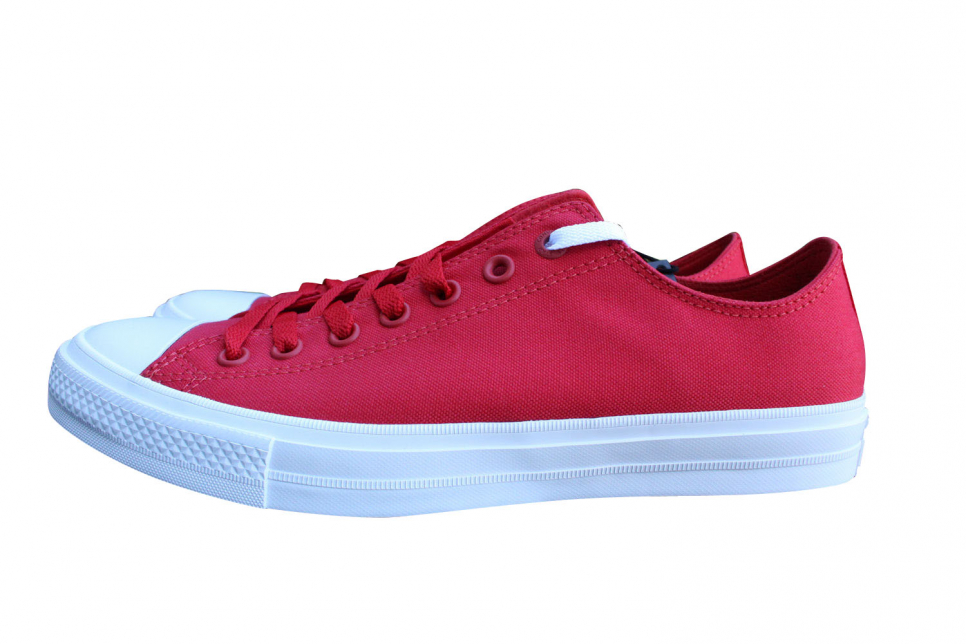 chuck taylor all star 2 red